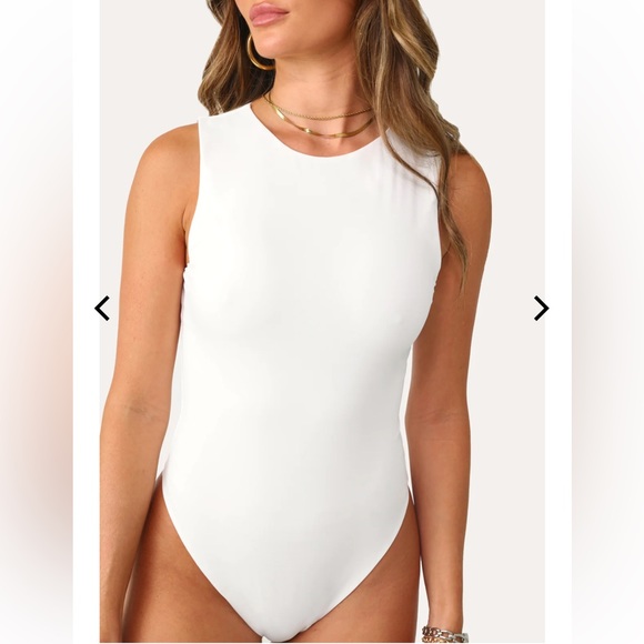KITTENISH WHITE SIGNATURE SLEEVELESS BODYSUIT - Picture 12 of 12